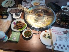 -佬土鹅肠火锅(解放路店)