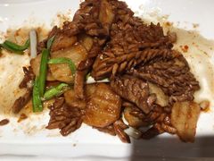 爆炒腰花-闫府私房菜·百年鲁菜(恒隆店)