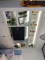 -蕾特恩专业祛痘·皮肤管理