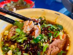 冒脑花-马路边边串串香(双井直营店)