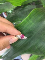 -威德钻石-克拉钻大本营(南京东路店)