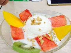 -佰搭果·广式茶餐厅(西华路店)