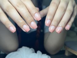 -槿里日式美甲工作室