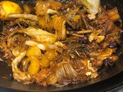 -屯老二农家铁锅炖·行业领军者(梅江店)