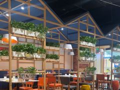 -渝信川菜 · 川味家常菜(财富购物中心店)
