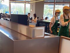 -星巴克臻选(上海虹桥新天地三店)