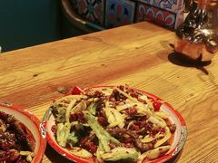 -柴窝堡22号辣子鸡·传承新疆菜