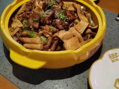 -多嘴超级肉蟹煲(欧亚卖场店)