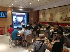 等位区-老通城豆皮大王(吉庆街店)