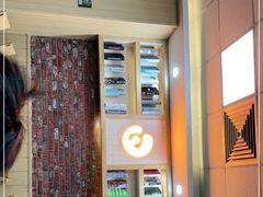 -华莱士·全鸡汉堡(宝岗店)