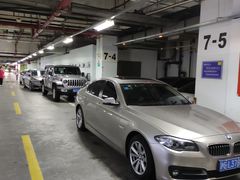 -大宁国际商业广场-地下停车库