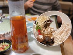 菌类拼盘-洪氏嗨捞·猪肚鸡火锅(阳光天地店)