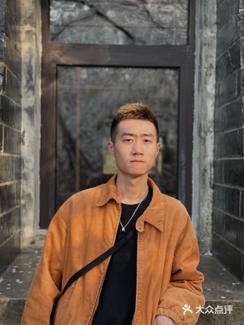 在dy看到无锡的樱花很美 刚好离上海不远 我们挑了两