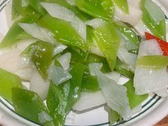 莴笋片炒山药-云海肴·汽锅鸡·云南代表菜(天山百盛优客店)