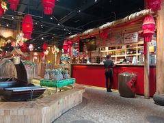 大堂-老滇山寨•云南特色菜•地方菜•民族风情歌舞表演(金碧店)