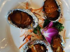 碳烤鲍鱼-渔公码头·九龙湾国际饭店