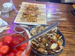 -蚝堡海鲜·威海菜·海肠捞饭·烧烤·亚洲吃蚝公司(幸福门店)