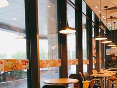 用餐区-汉堡王(华润五彩城店)