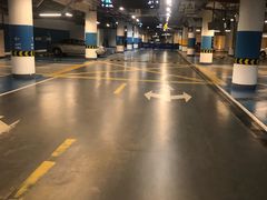 -尚浦商务中心-地下停车场
