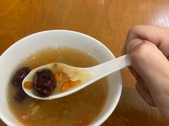 冰糖银耳莲子羹-诚兴泰蟹黄灌汤包(六年匠心传承-黄土岭店)