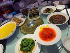 -巴特餐饮6加1音乐餐吧·新疆菜