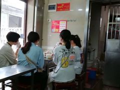 大堂-家阳赵师傅油饼包烧麦(粮道街店)
