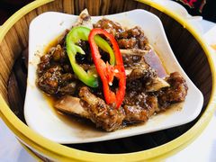-深圳富苑皇冠假日套房酒店