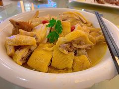 -东豪园林海鲜酒家(南港路辅路店)