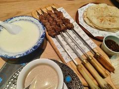 -哈啾嗨·新概念蒙餐(红星新城店)