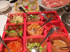 -领鲜天下·焗海鲜·花胶鸡(天目里店)