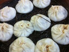 鲜肉汤包-四季美汤包(户部巷店)