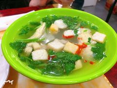 两只百叶包油豆腐粉丝汤-张记汤馆(嫩江路店)