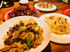 -柴窝堡22号辣子鸡·传承新疆菜