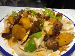 大盘鸡盖饭-刀郎牛肉面新疆餐厅·烧烤(清真通州珠江国际城店)