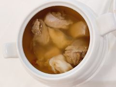 养颜花胶红枣炖鸡-威哥美食(迈科国际店)
