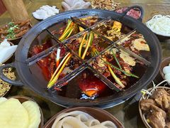 -正南齊北重庆老火锅(光华村直营店)