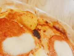 -城市大道红炉披萨烘焙坊