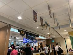 -麦当劳(轻轨曹杨路店)