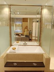 -EC BEAUTY易思美容