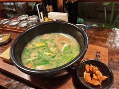 -银米·云南传统过桥米线(双廊黑金冠店)
