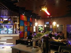 -三人行骨头王火锅(长寿店)