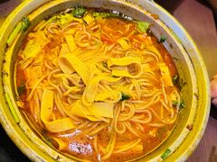 -鼎泰轩·包肆(青山万达广场店)