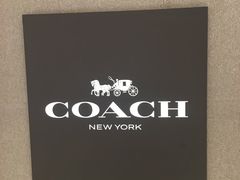 -COACH蔻驰(银泰店)