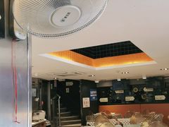 -新大咀港式茶餐厅(宝山万达店)