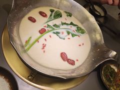 -湊湊火锅·茶憩(南京万象天地店)