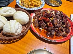 -柴窝堡22号辣子鸡·传承新疆菜