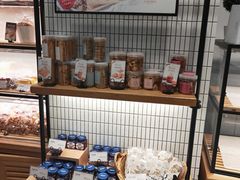面包甜点陈列柜-罗森尼娜(德思勤店)