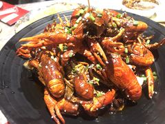 -巴厘龙虾·榜首油焖大虾(音乐学院·沿江酒馆店)