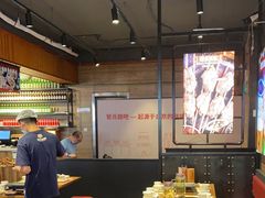 -管氏翅吧(护国寺店)