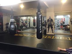 -威天下格斗柔术健身馆(红旗渠路店)
